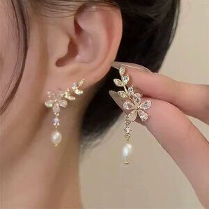 Pearl Drop Earrings With Gold and Crystal